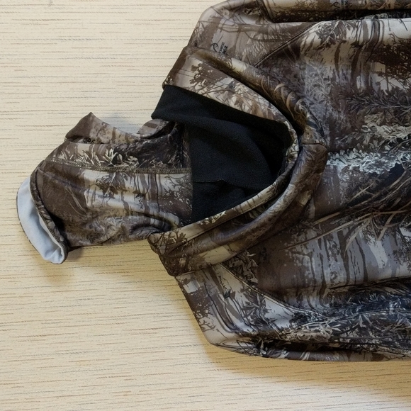 Realtree Camo Fleece Hoodie Size Medium - Picture 5 of 6